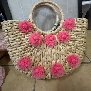 Tiki Beach Purse w/pink pom poms